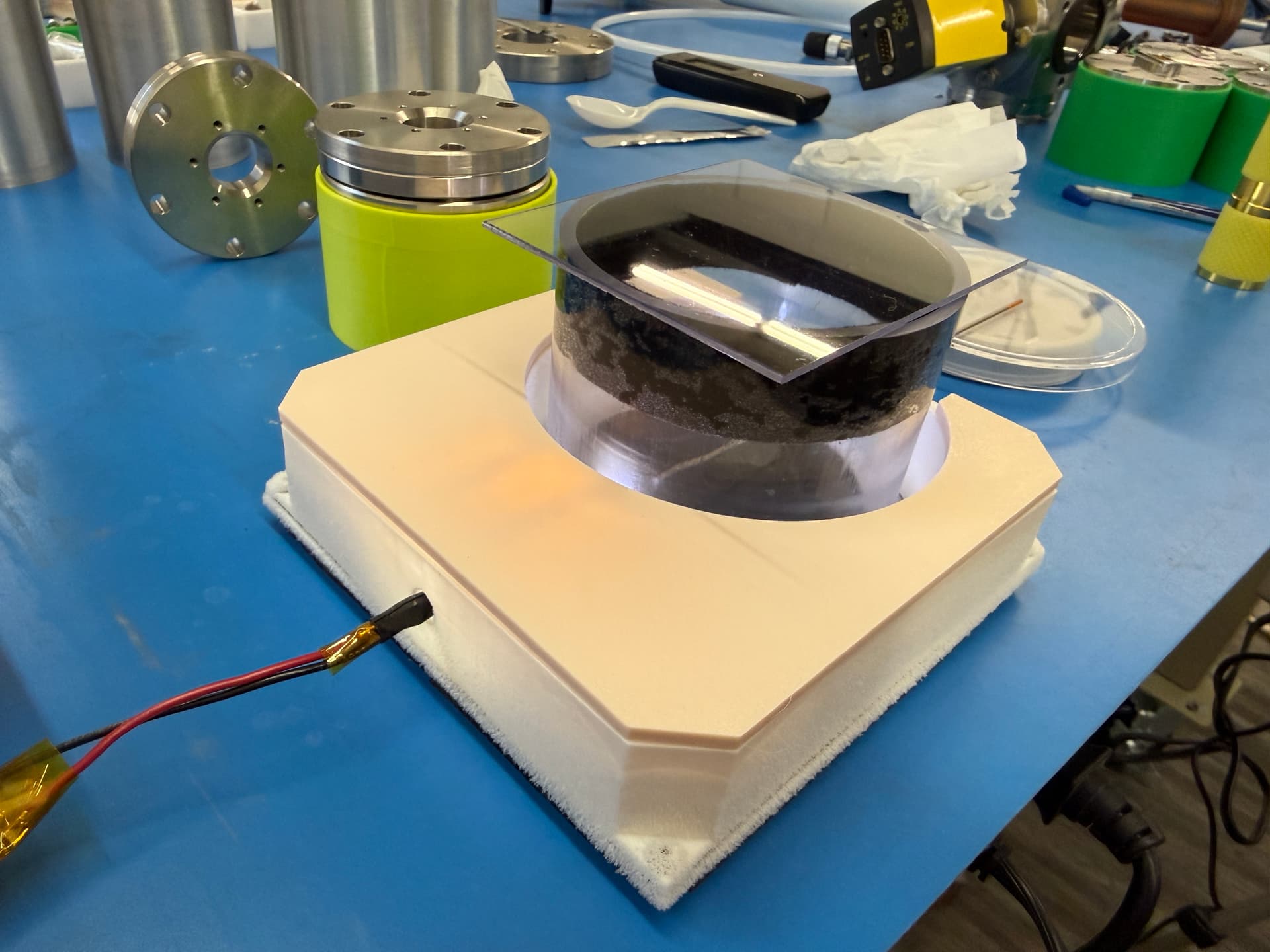 Cloud chamber